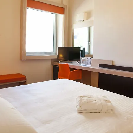 Hotel Bv President Rende