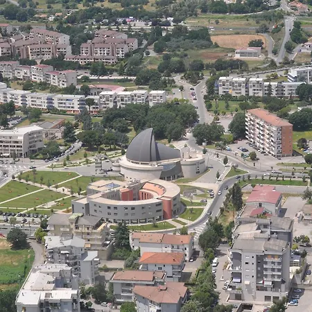 Bv President Hotel Rende