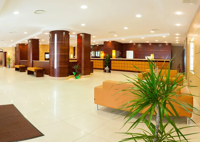 מלון Bv President רנדה