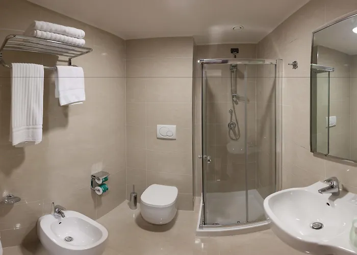 מלון Bv President