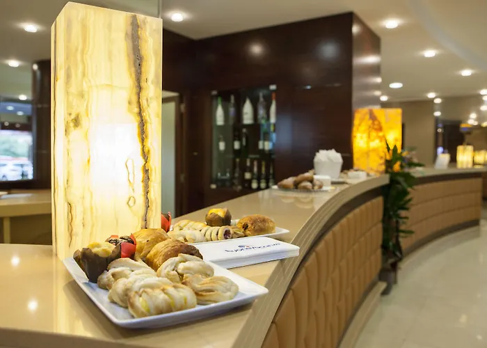 מלון Bv President 4*