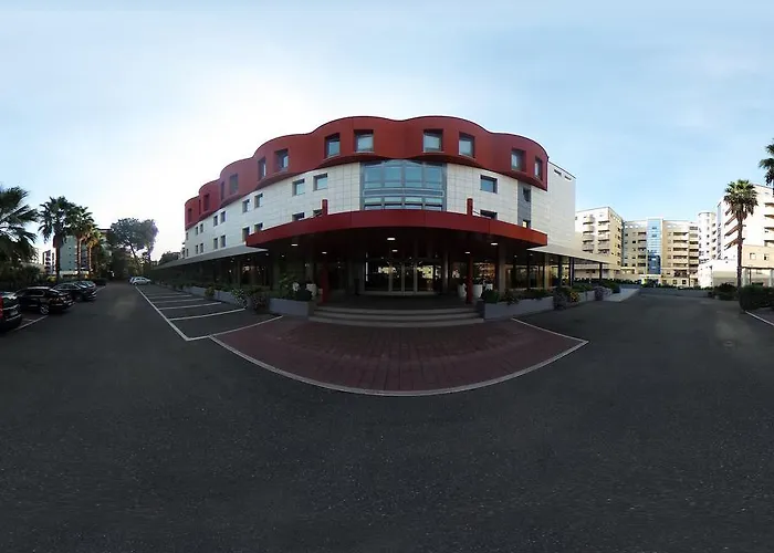 מלון Bv President רנדה